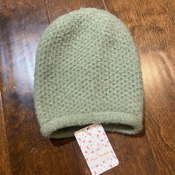 free people beanie size OS teal color - Picture 1 of 3